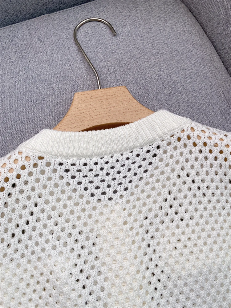 Женский вязаный кардиган хлопковый ажурный с круглым вырезом и пуговицами