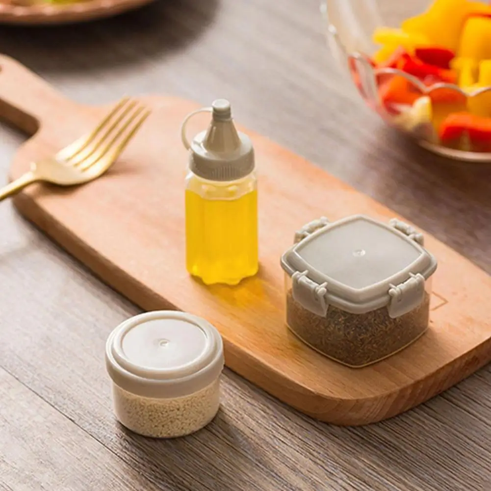 

Seasoning Box Spices Bottle Sealed Boxes With Lid Portable Sauce Sauce Portable Mini Spice Ketchup Salt Squeeze Dispenser J A0B2