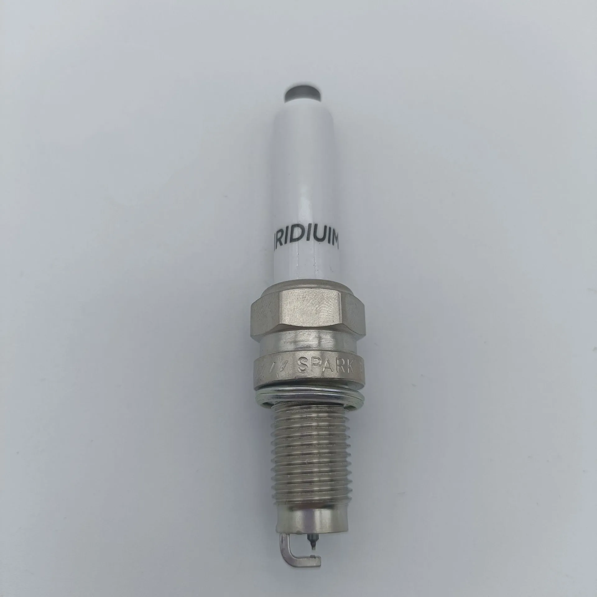 

4Pcs/Lot Iridium Platinum PKER7A8EGS 95463 Sparking Plug For Jetta Lavida Lamando Bora Sagitar Passat A3 Q3 for Skoda Rapid Yeti