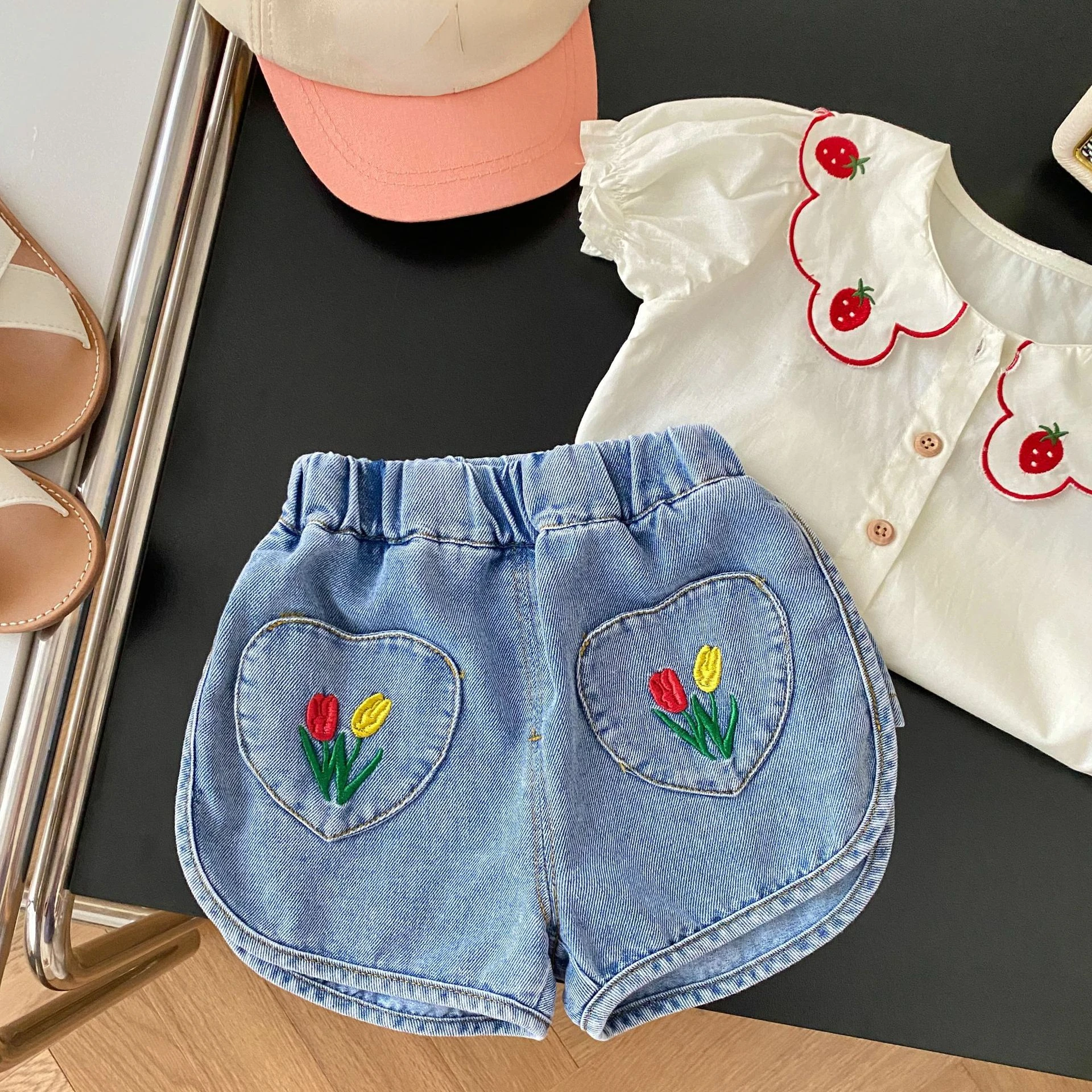 

Girl's Clothing Sets 2023 Summer Thin Girl Set Children Short Sleeve Shirts Floral Embroidery Shorts Two-piece Suit