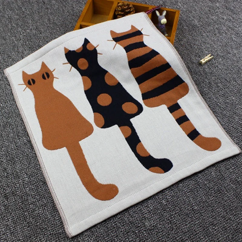 

New 1PC 35*40cm Three-layer Soft Baby Cotton Bath Towel Square Face Hand Gauze Towel Fabric Jacquard Cartoon Cats Hanging Towels