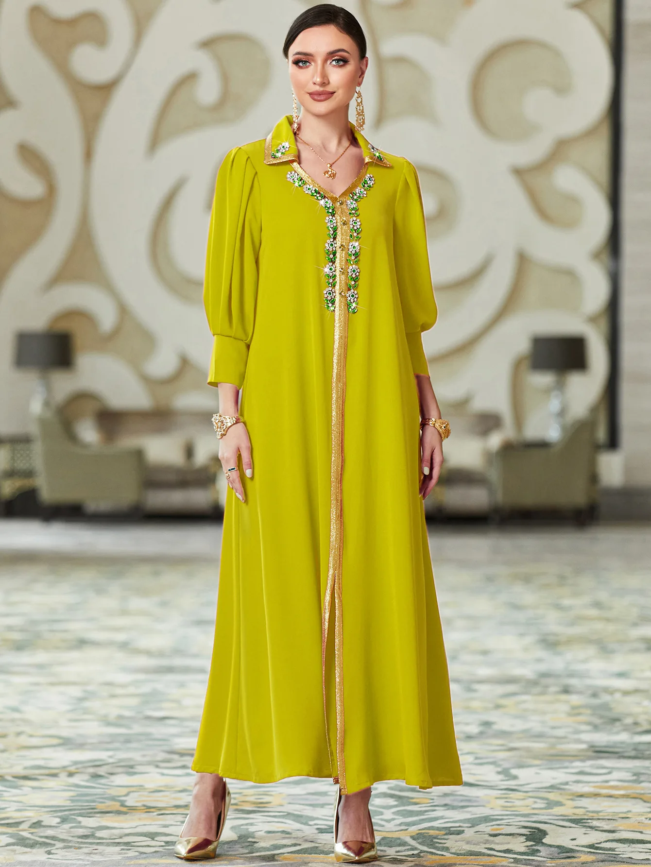 Women's Spring and Summer Muslim Little Turtleneck Fashion Flower Sewn Diamond Long Skirt Middle Eastern Dubai Arabite Dress