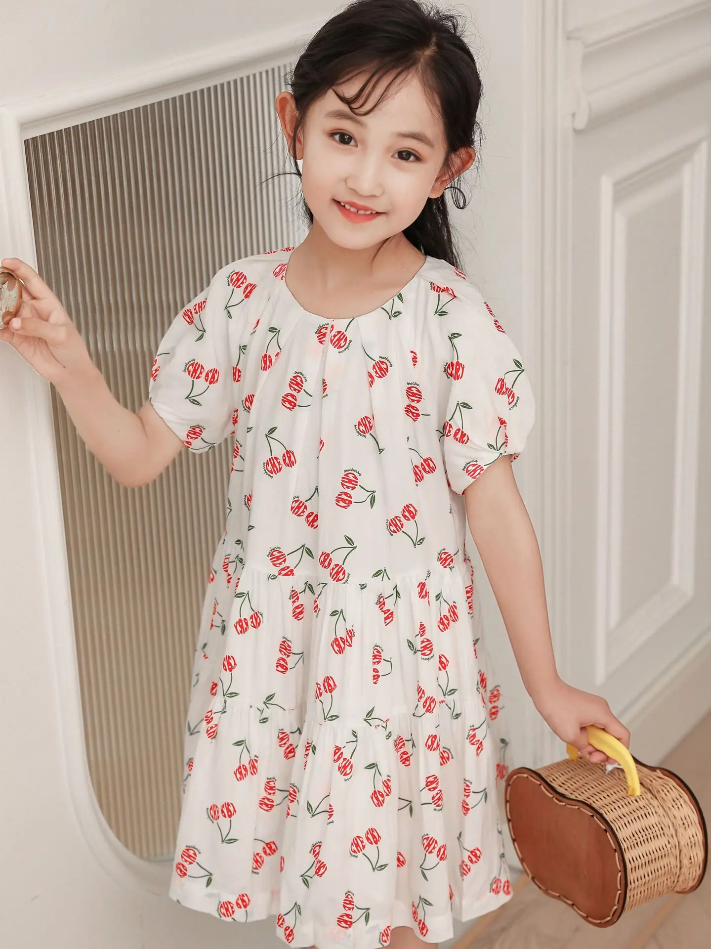 

Summer Girls A-line Floral Print Cute Short Sleeve Dress One-piece Casual Dress Children Clothing Free Shipping