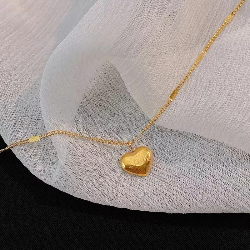 

Hot Sale Stainless Steel Gold Heart Necklace Women's Delicate Necklace 2022Trend Fashion Holiday Party Gift Jewelry SNK093