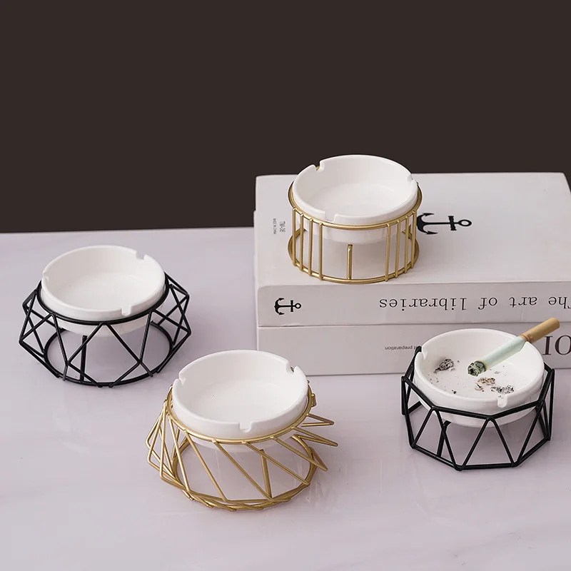 

Art Nordic Ceramic Ashtray Ash Tray Cigar Cigarette Holder Container Desktop Tabletop Decor Home Office Bar Hotel Gift for Men