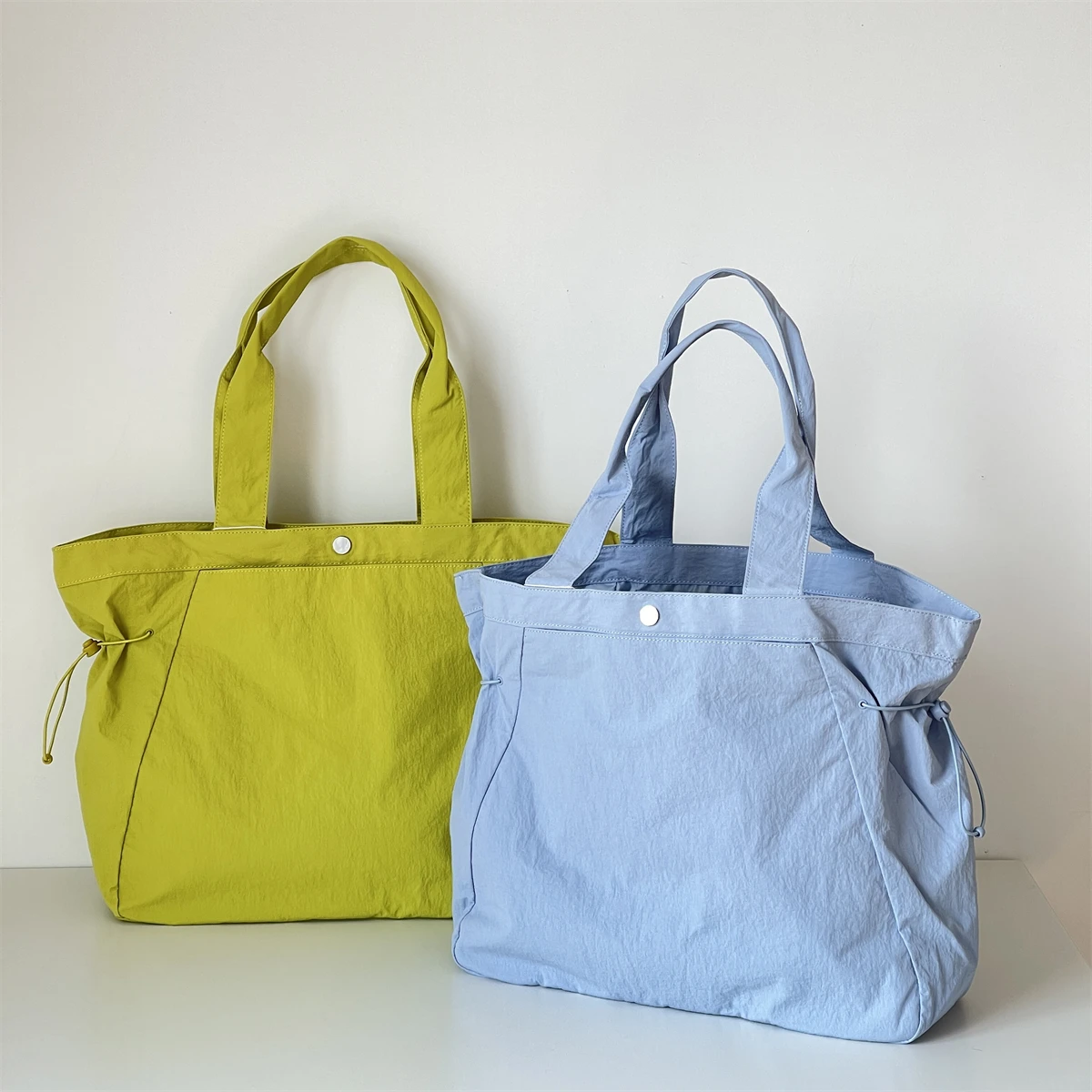 Explosions Of women's Shoulder Handbag Women's Summer Lightweight Waterproof Large-capacity outdoor sports fitness yoga bag