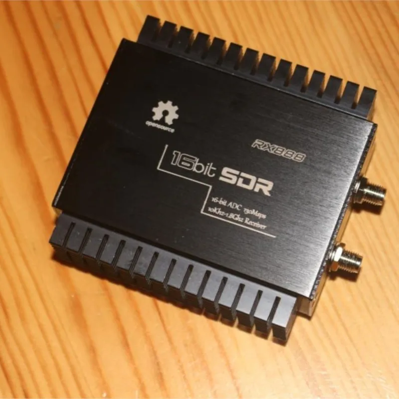 

RX888 ADC SDR Receiver radio 1KHz-1.8GHz 16bit direct sampling 32Mhz HF UHF VHF USB 3.0 HDSDR