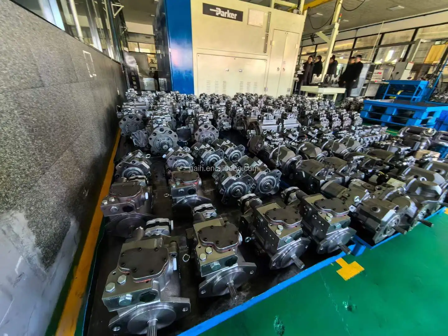 Фото Гидромотор хода в сборе MAG-16V-140-2 для мини-экскаваторов Yanmar Vio20-2, Vio15-2 №3
