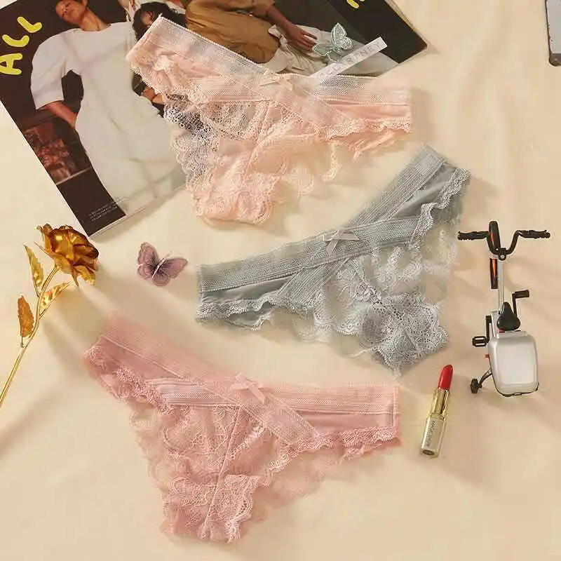 

Женские кружевные трусики с вырезами, соблазнительные Бесшовные тонкие дышащие хлопковые трусики средней длины с заниженной талией для яп...