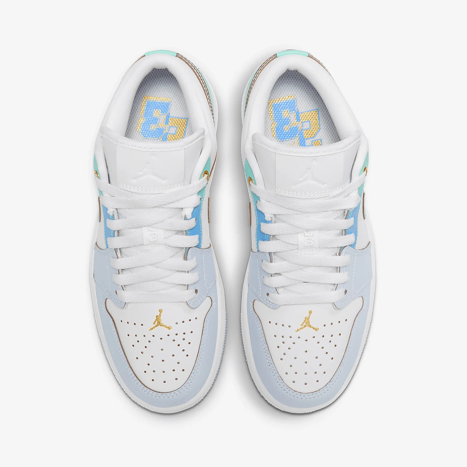 Фото Женские спортивные повседневные кроссовки Nike Authentic Air Jordan 1 Low SE FN8899-131 №4
