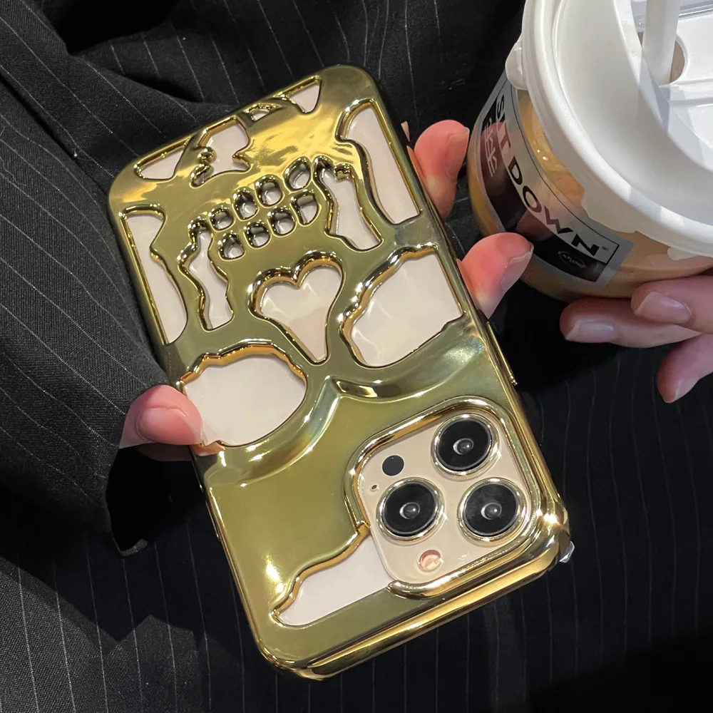 

3D Hollow Skull Callous Phone Case for iPhone 14 ProMax 13 12 11 Pro Max Plus Luxury Plating Acrylic Shockproof Ghostface Cover