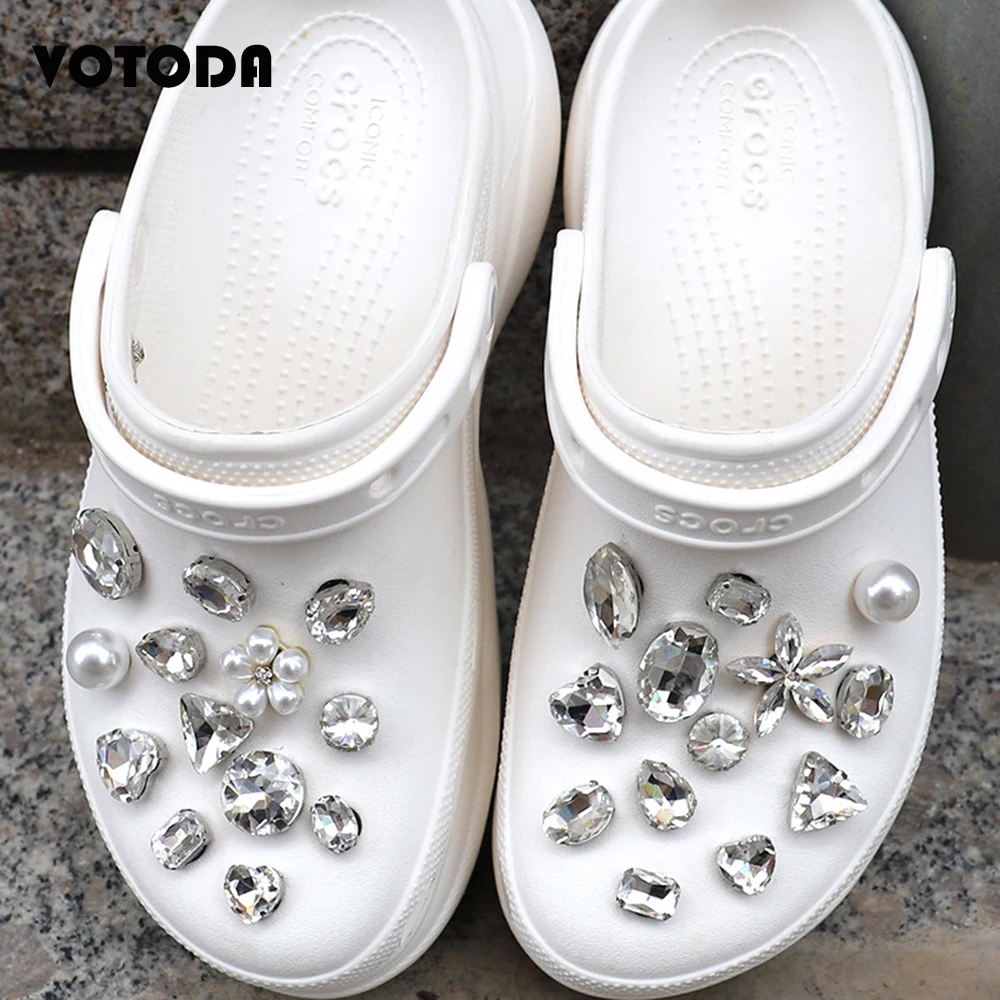 30pcs/Set Rhinestone Charm for Croc Shoe Accessories DIY Pearl Shoe Flower Bling Crystal Girl Gift Glow Clog Shoes Decaration