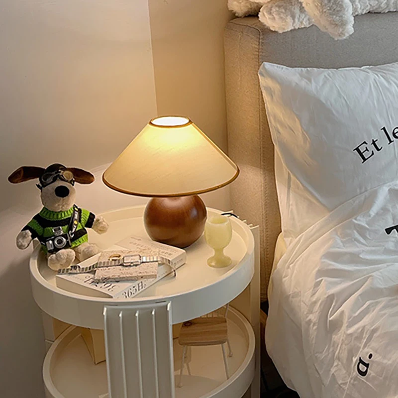 

Solid wood decorative table lamp ornaments room bedroom bedside lamp American retro