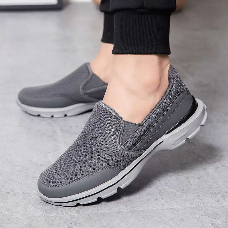 

Air Mesh Men Sport Shoes Plus Size Outdoor Sneakers Male Slip on Hollow Mens Running Shoes Non-slip Flats Shoes Men's Sports 60D