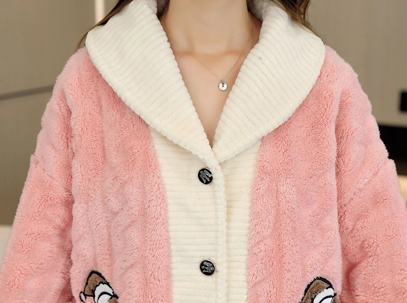 Winter Warm Flannel Women Pyjamas Thick Velvet  2PCS Long Sleeve Cartoon Sleepwear Coral Fleece Pajamas Set Girl Nightwear