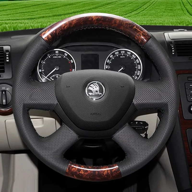 

For Skoda's New Octavia Kodiaq Yeti Rapid Spaceback Peach Grain Hand Sewn Leather Steering Wheel Cover