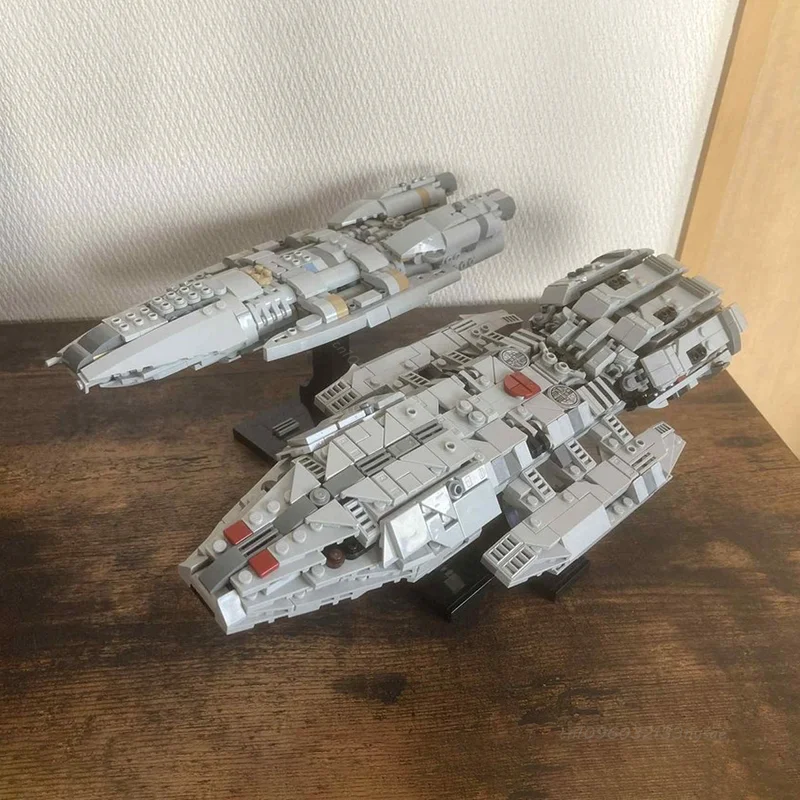 Фото Модель линкора MOC Space War 2004, Battlestar Pegasus, космический корабль, строительные блоки, модель DIY, набор кирпичей для сборки, игрушки, подарки для детей №4