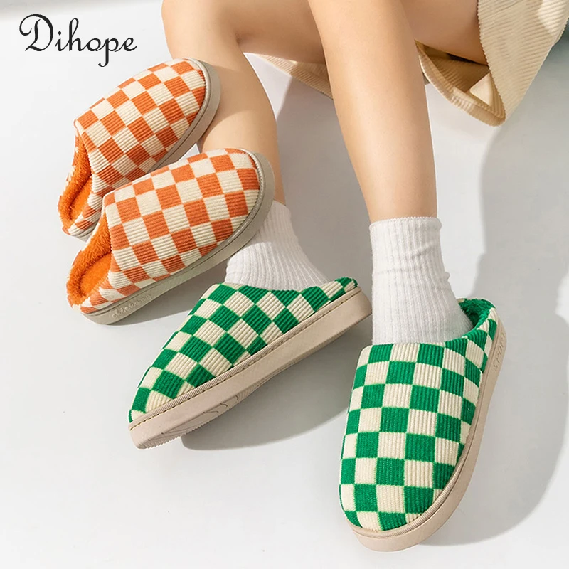 

2022 Winter Women's Slippers Warm Plaid House Slides Checkerboard Fashion Indoor Slippers Couple Slippers Ins Girls Plush Slides