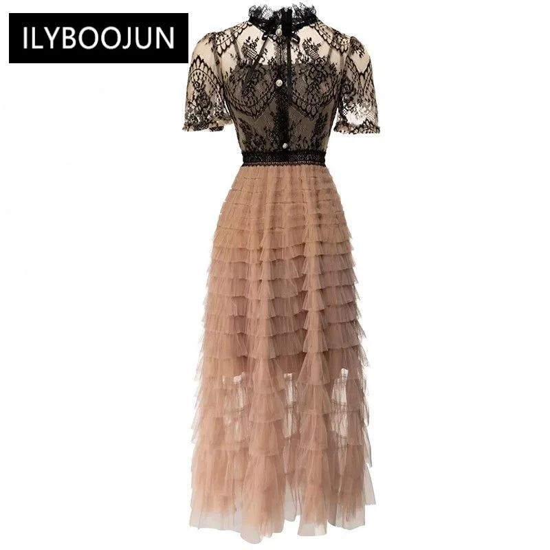 

Женское летнее платье с коротким рукавом и воротником-стойкой