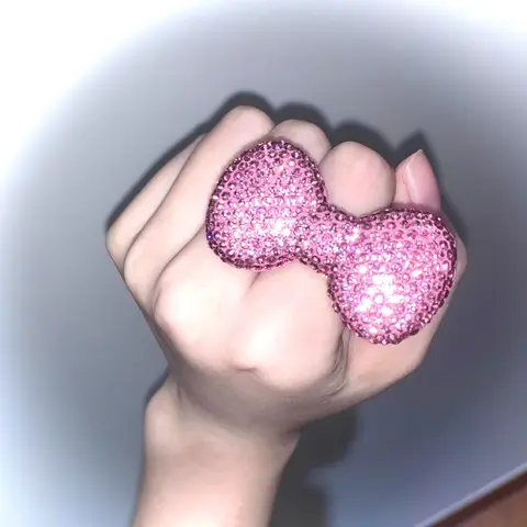 Розовое блестящее кольцо Y2K