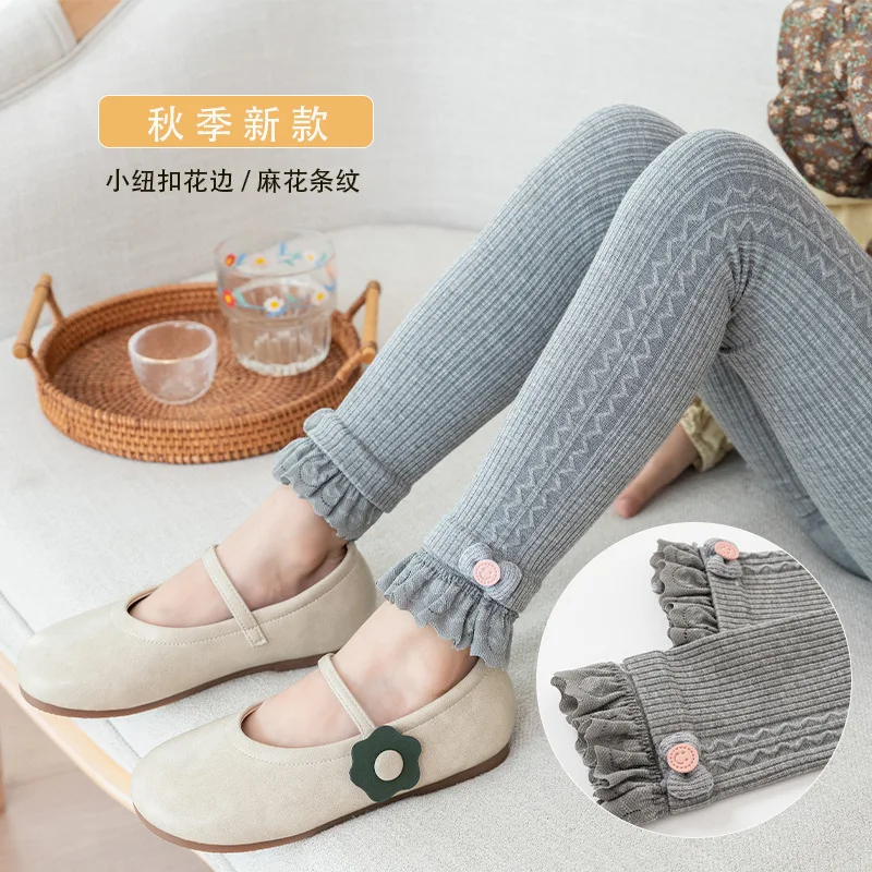 Girls' Leggings Spring and Autumn Thin Style Outerwear Children's leggings New Model With Lace Pants.