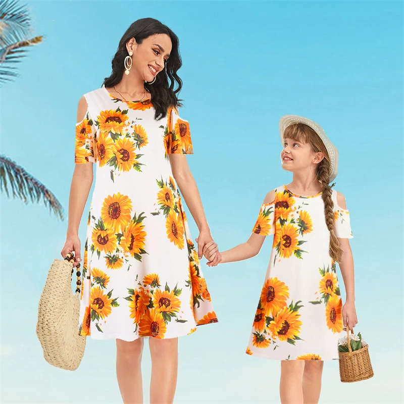 

На День Матери 2022 одинаковый наряд для родителей и детей одинаковый семейный образ одежда для мамы и дочки одинаковые платья детская одежда...