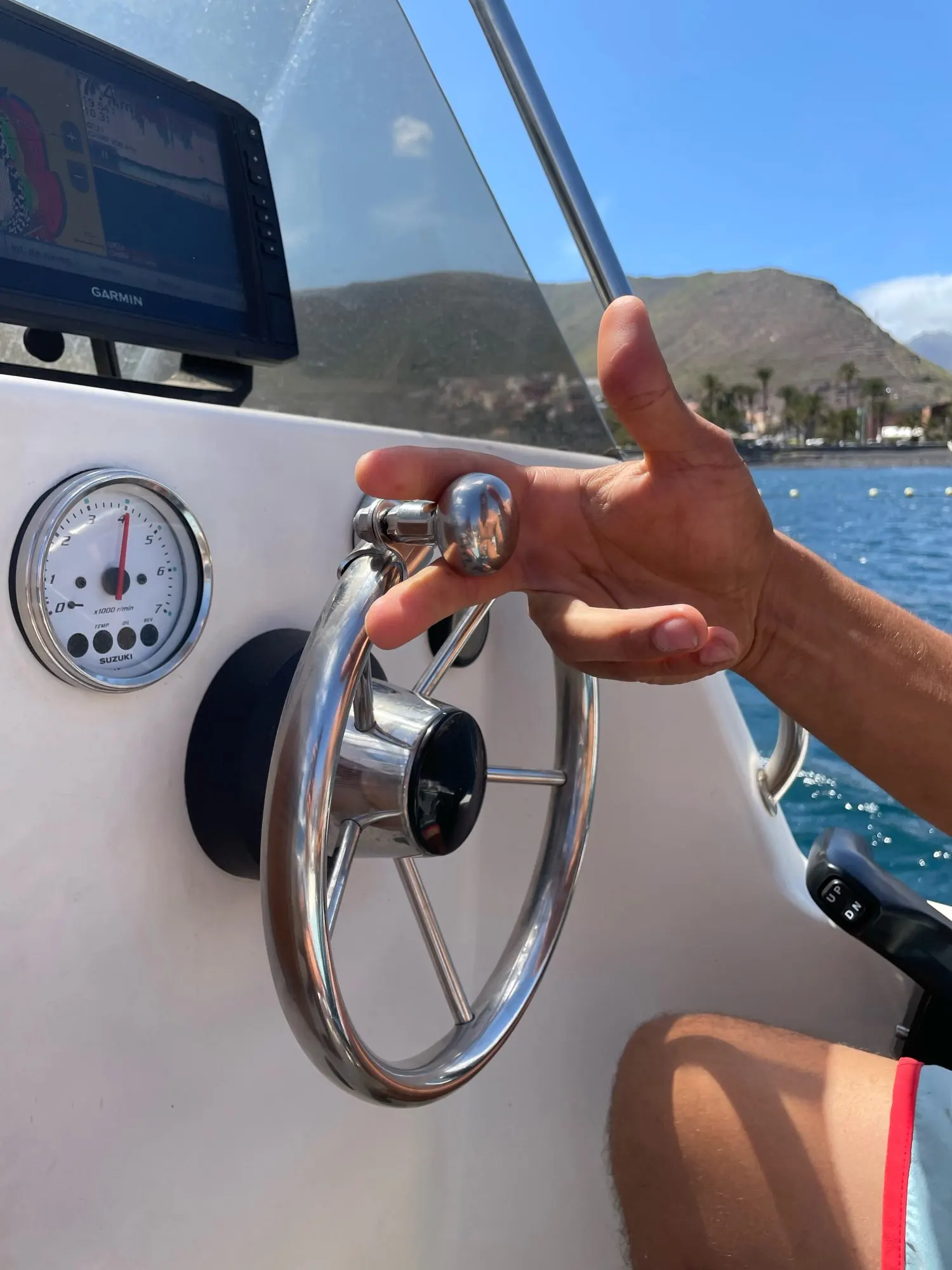 Ручка-усилитель рулевого колеса поворот на 360 градусов