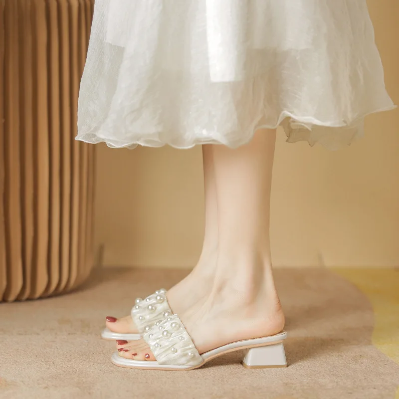 

Low Shoes Basic Hoof Heels Rubber Patent Leather PU Fabric Rome Shoes Low Hoof Heels Patent Leather Rome Basic Fabric PU