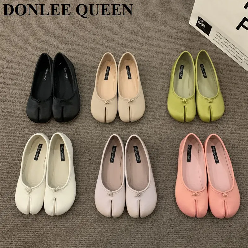 

Женские туфли на плоской подошве, яркие новые модные разрезы, повседневные удобные балетки из микрофибры и кожи на плоской подошве, однотон...