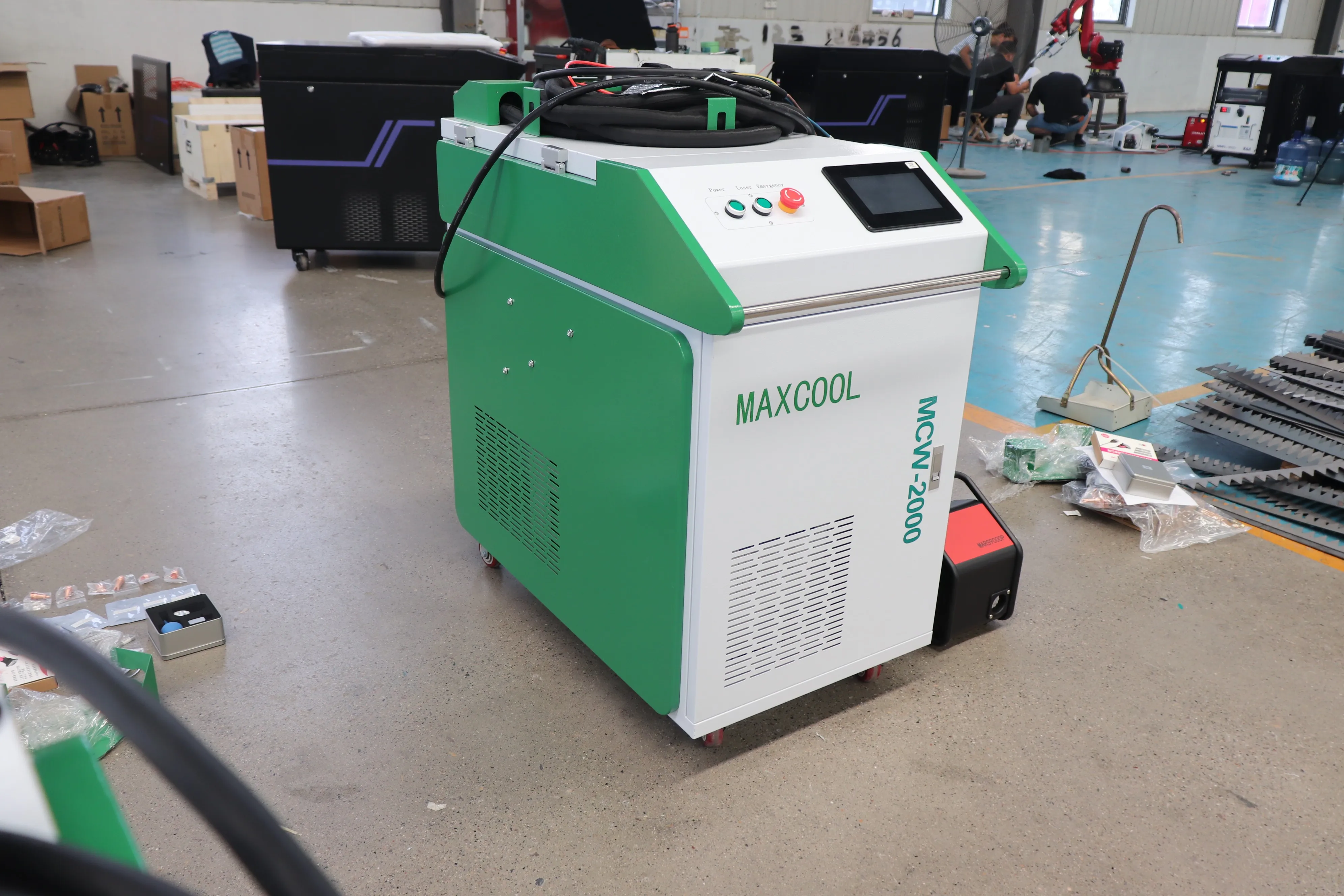 Волоконный лазер Jinan Maxcool 3 в 1 ручной 2000 Вт 1500 3000 лазерная сварка очистка и резка