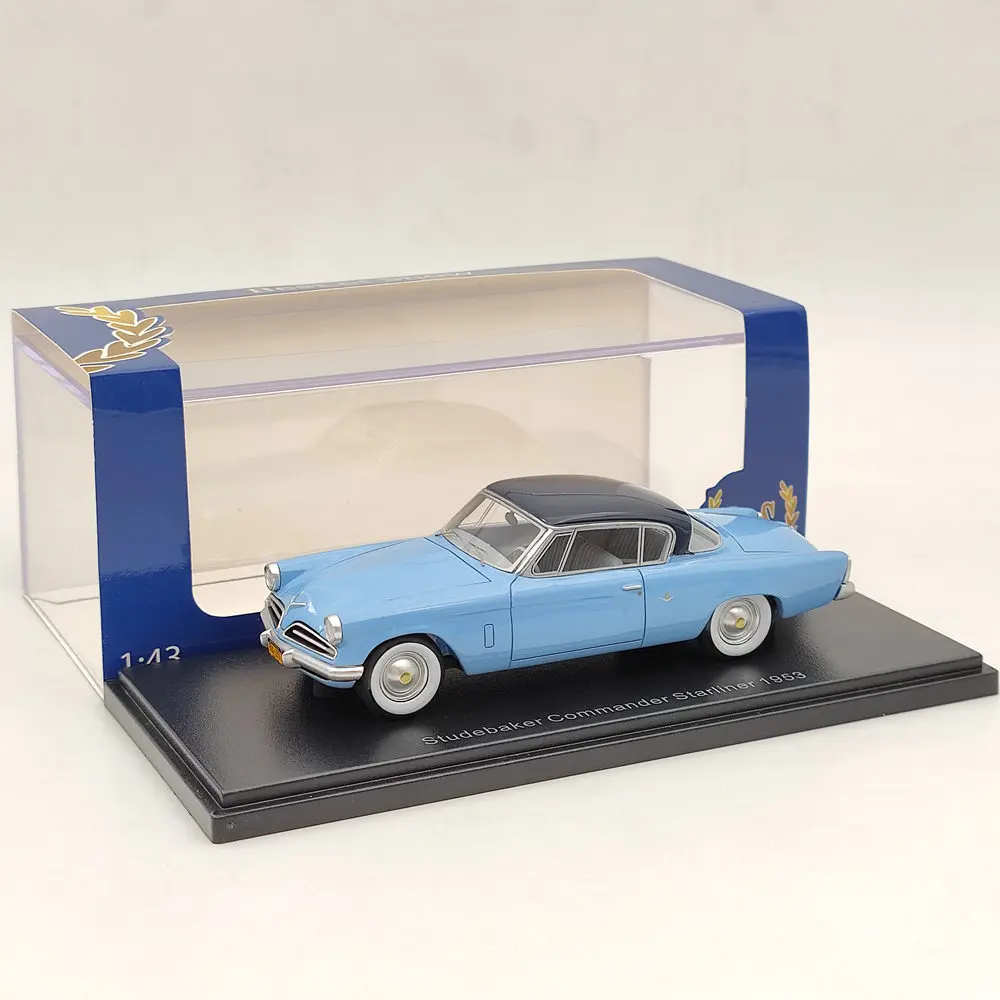 

1/43 BOS For Studebaker Commander Starliner 1953 Blue Resin Model Car Collection