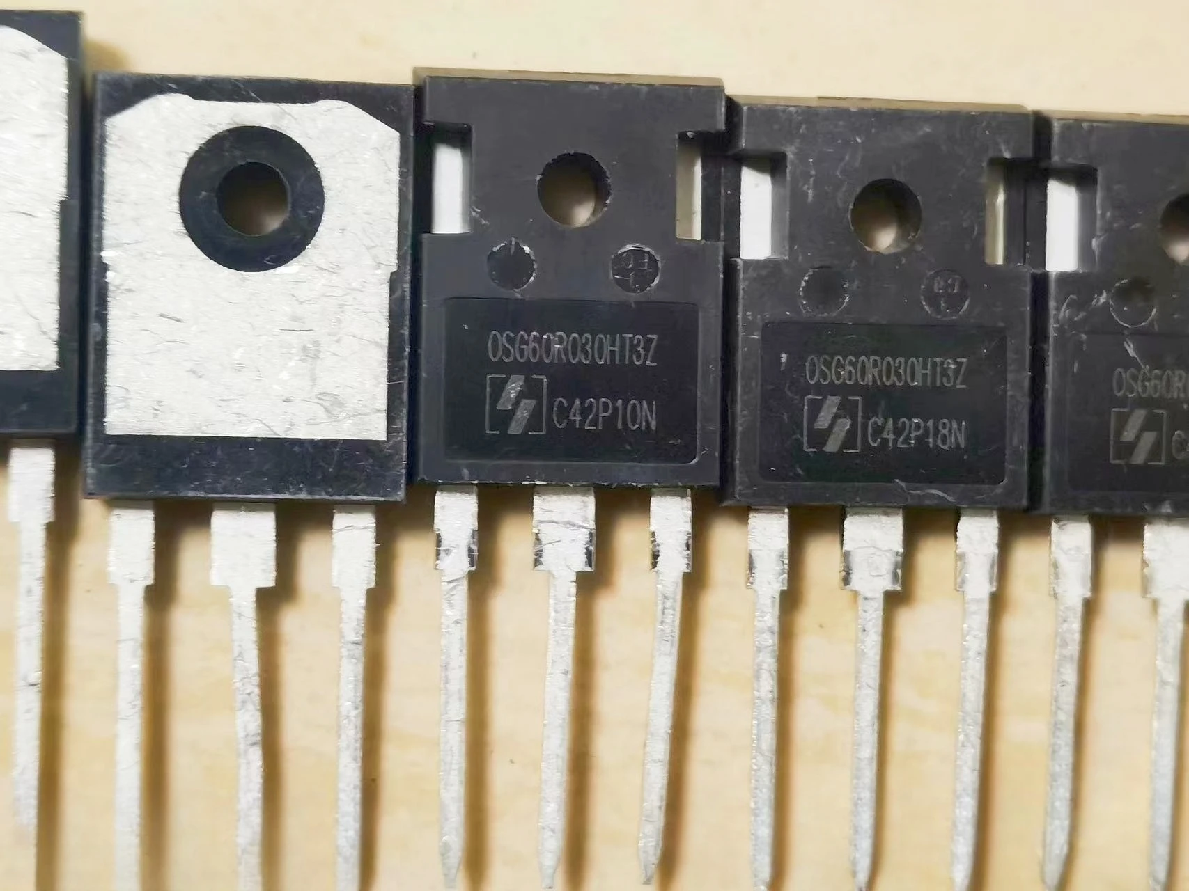 Электронный компонент OSG60R030HT3Z 80A 600V 480W 0.030Ω