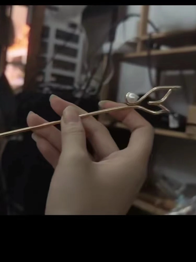 Wu Weiqing Crazy Позолоченная заколка для волос рыбий хвост Простой головной убор