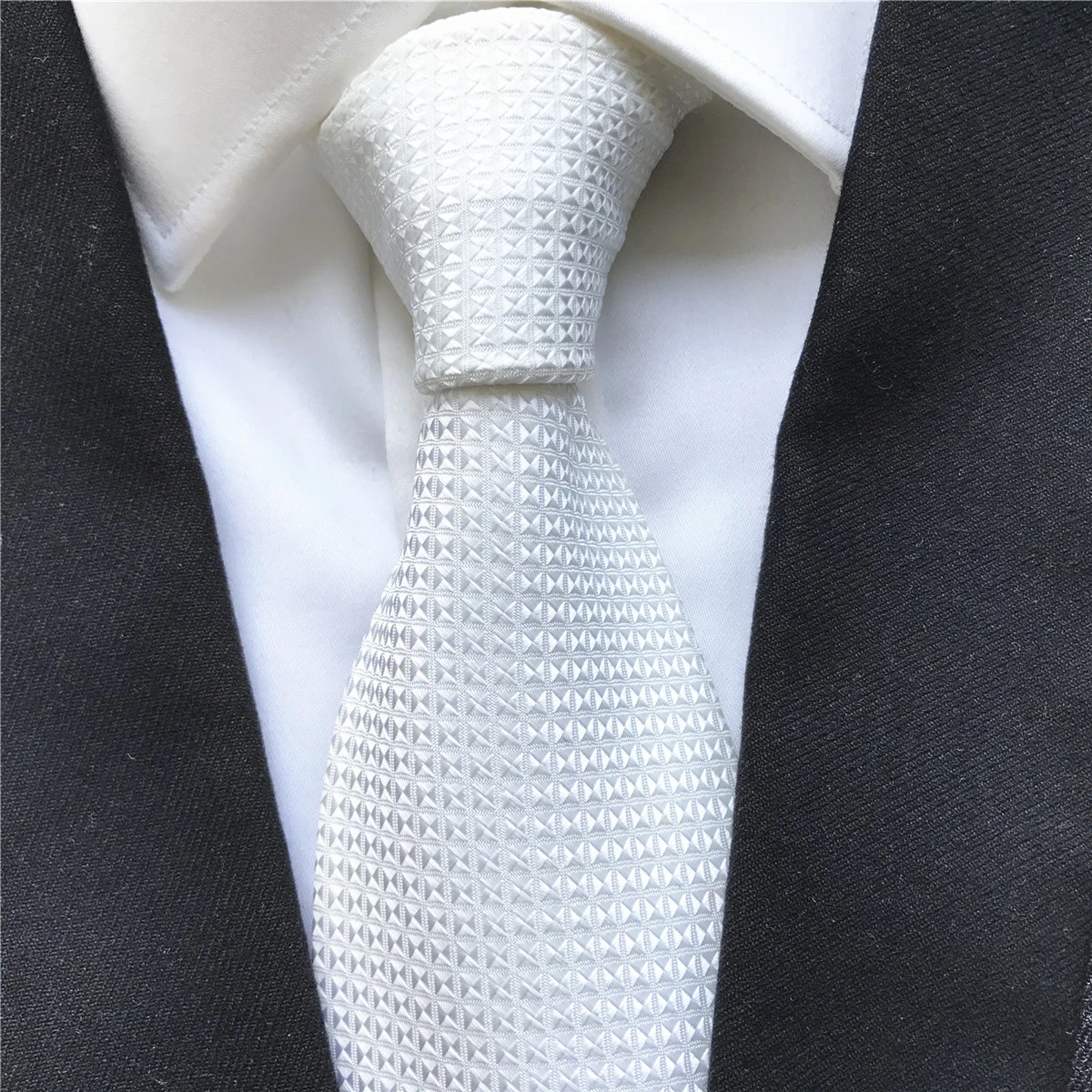 

10 cm Width New Design Men's Ties Jacquard Woven Neck Tie White Geometric Gravata Neckties