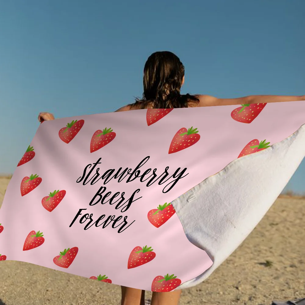 Симпатичные Клубничные большие пляжные полотенца из микрофибры быстросохнущее