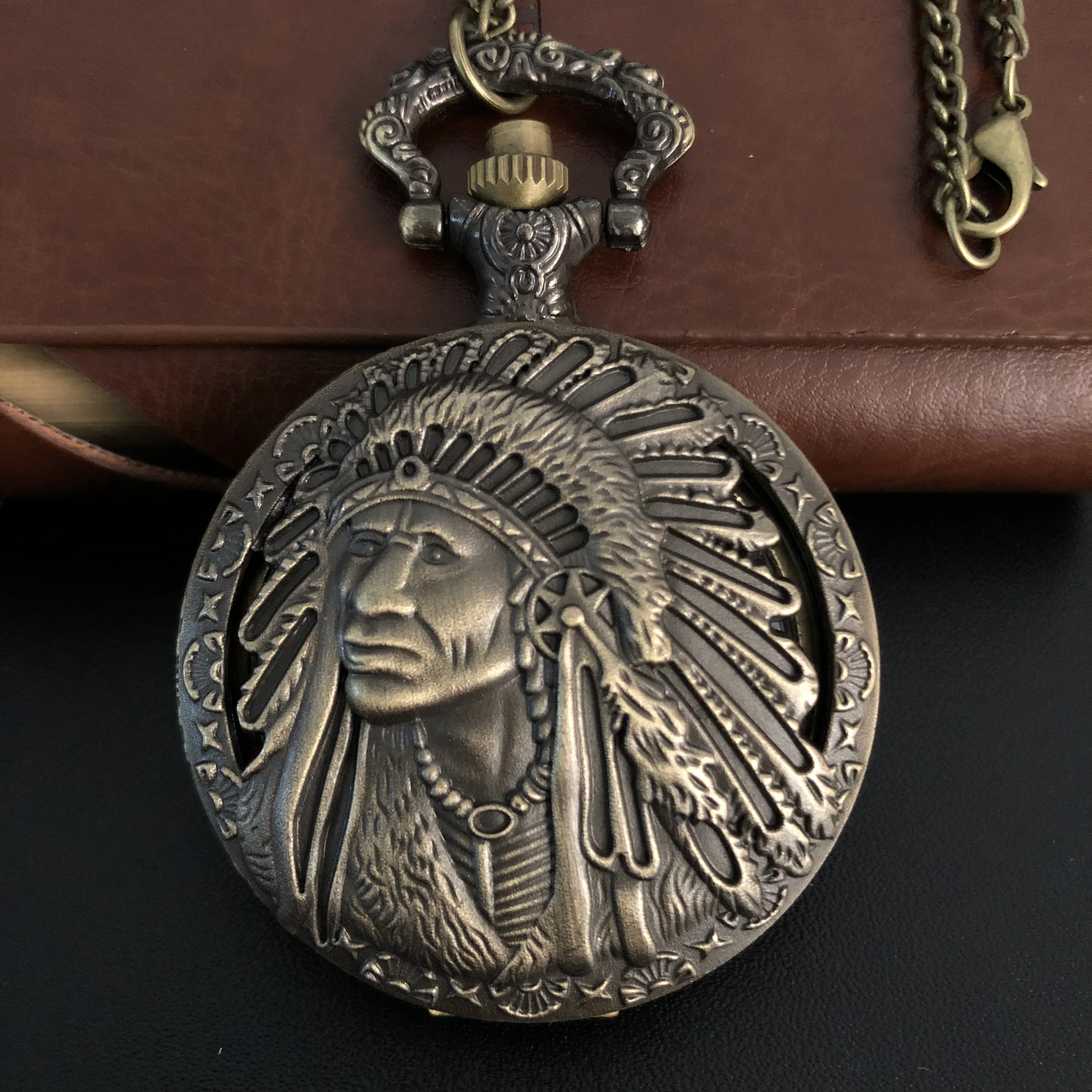 

Exquisite Portrait Pattern Hollow Carved Quartz Pocket Watch Necklace Pendant Gifts For Man with Fob Chain