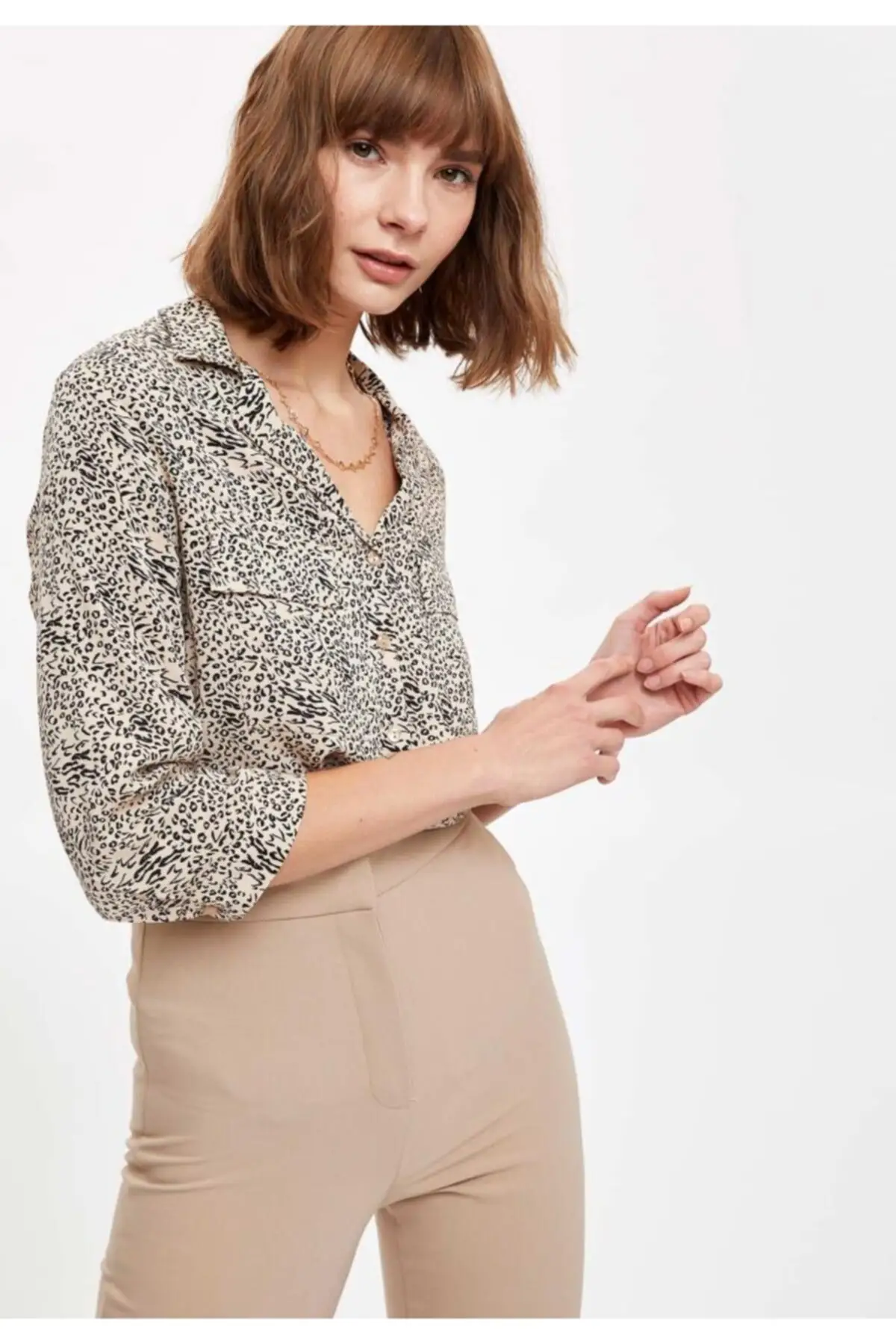 

Женская рубашка с длинным рукавом