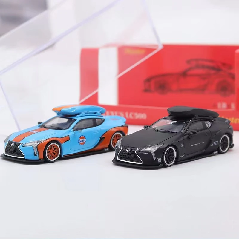 

Master 1:64 Model Car LC500 LB Wide Body Alloy Die-Cast Vehicle - Gulf & Matt Black Coating Pack with Roof Rack