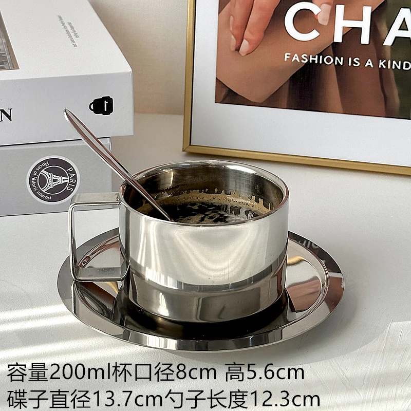 

Винтажная стальная кружка