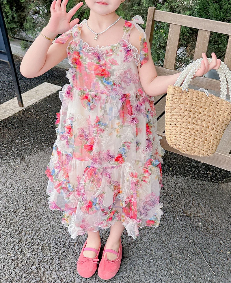 Детское летнее платье с открытыми плечами на бретельках