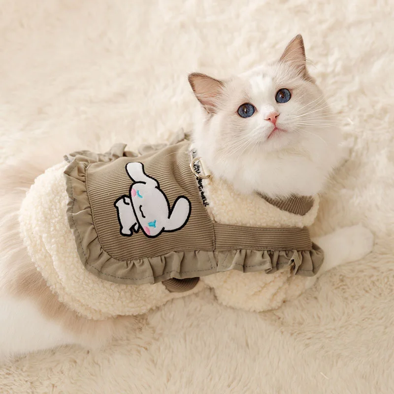 

Anime Sanrio Pet Clothes Cinnamoroll Accessories Cute Kawaii Dogs Cats Towable Cotton Coat Thickened Warm Toys for Girls Gift