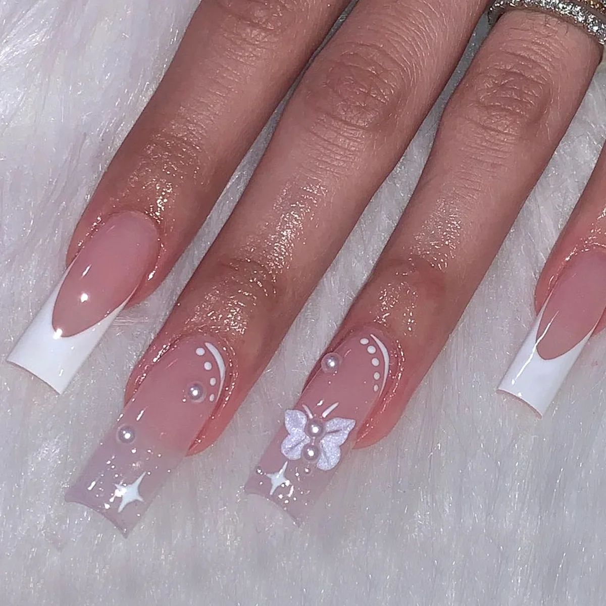 

24pcs Ins Butterfly Nails decalsFrench Ballet False Nails Detachable Nude Pink Long Coffin Full Cover Press On Nails