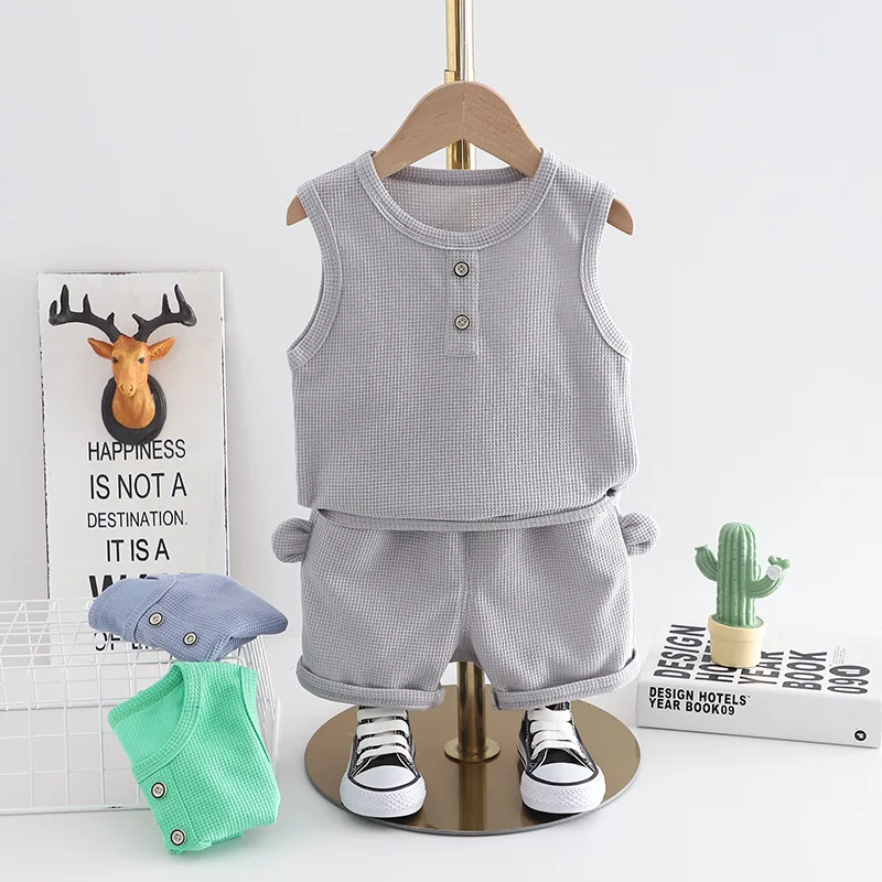 

Boys Summer Suit 2022 New Children's Double Button Vest Baby Boy Fashionable Sleeveless Shirt+Shirts 2pcs Soid Clor Toddler Set
