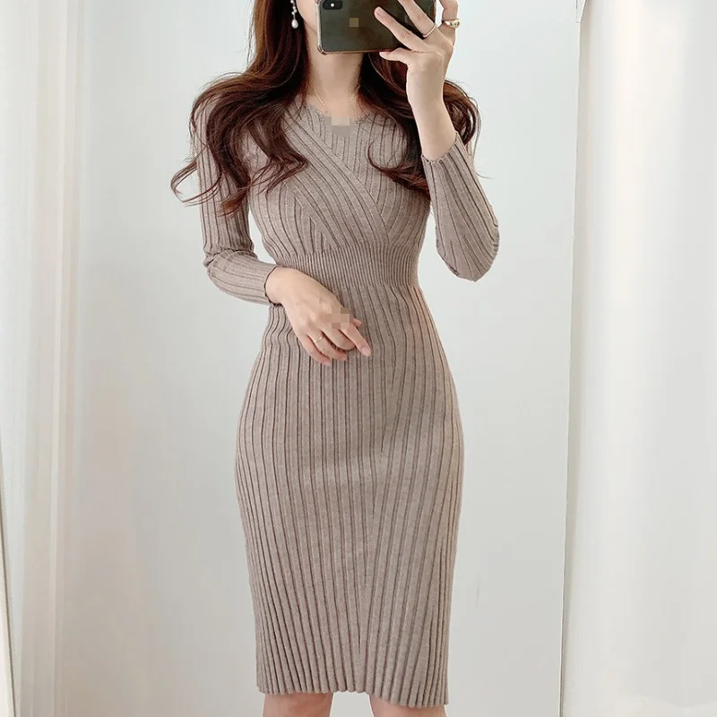 

Cupnice Knitted Dresses Women 2022 Spring Autumn New V-Neck Sheath Office Lady Solid Midi Dress Korean Chic Simple Vestidos