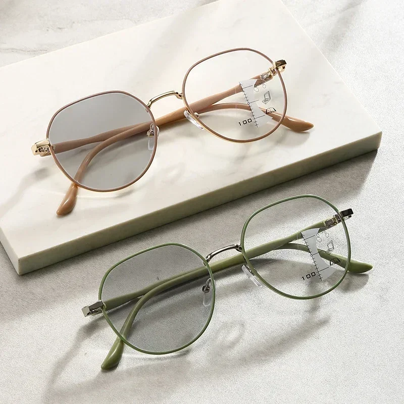 Luxury Photochromic Multifocal Reading Glasses Women Antiblue Light Presbyopia Ultralight Metal Frame Near Far Sighted