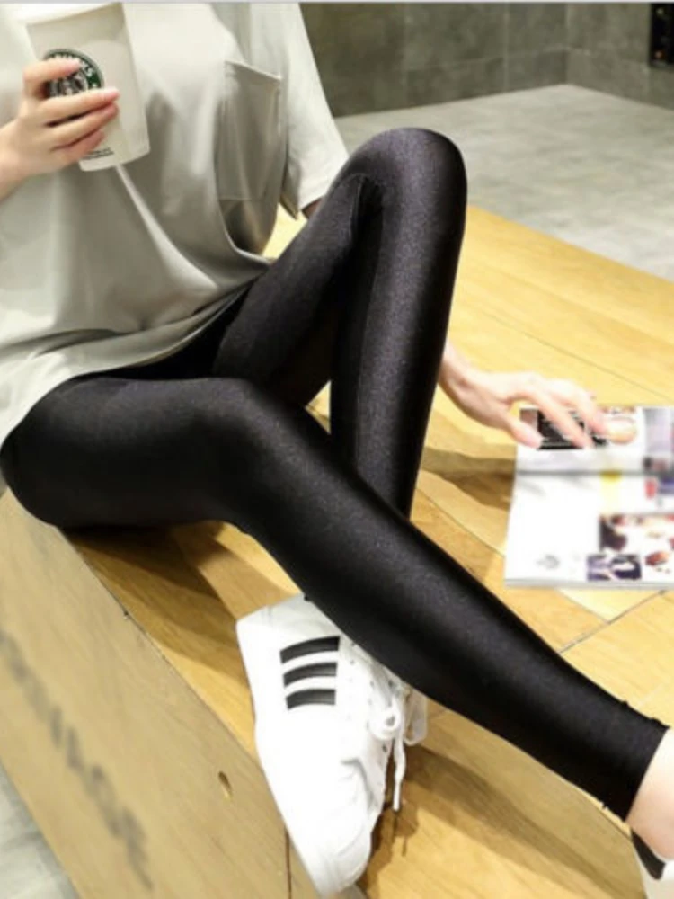 2022 Women Fashion Casual Skinny Pants Shiny Leather Front and Back V-waist Leggings Leather Trousers Leggings Women Pants Women