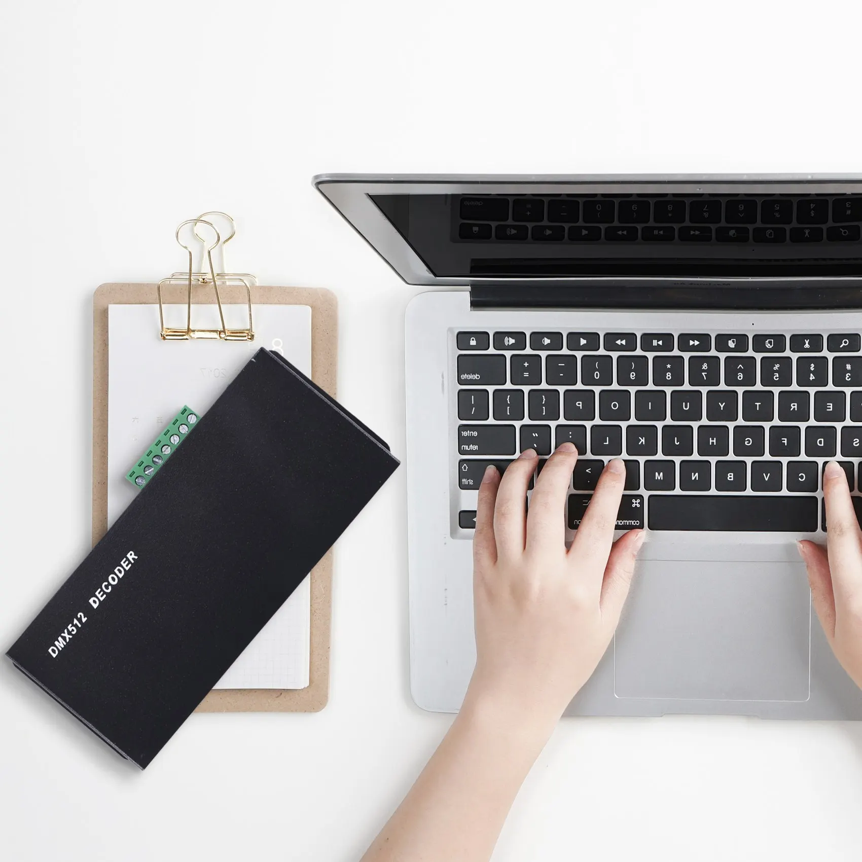 Декодер для DMX 512 4 канала x 8a фотоконтроллер 4-канальный драйвер RGBW фотолента DC 12V -