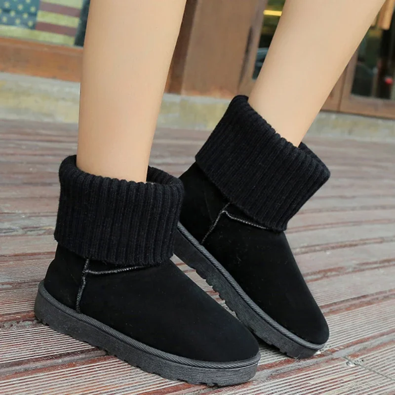 Женские сапоги без застежки однотонные теплые до середины икры из флока с