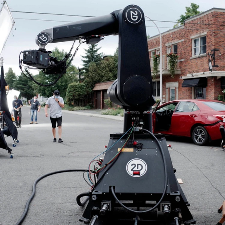 Рисунок 4 - 6-осевой промышленный робот Cinebot