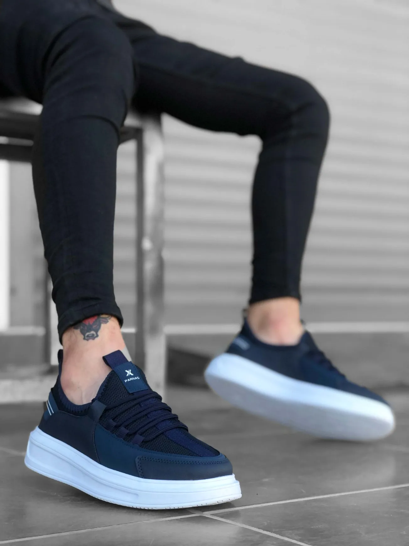 

Мужские кроссовки BOA темно-синего цвета, повседневные белые кроссовки с высокой подошвой, со шнуровкой, стильный оригинальный дизайн, новый ...